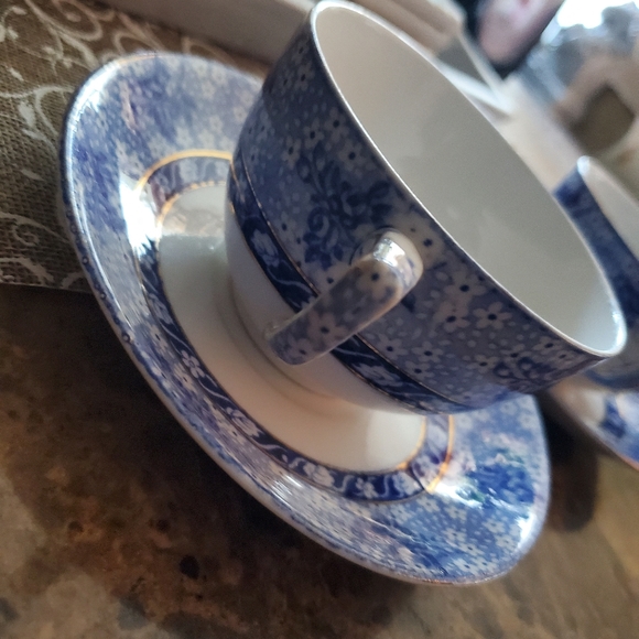 Grimwades tea cups and saucers - Picture 8 of 10